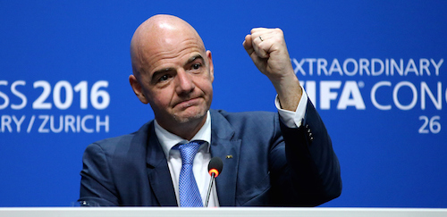 Un Italo-suisse élu président du foot mondial. </br>Qui es-tu Infantino ?