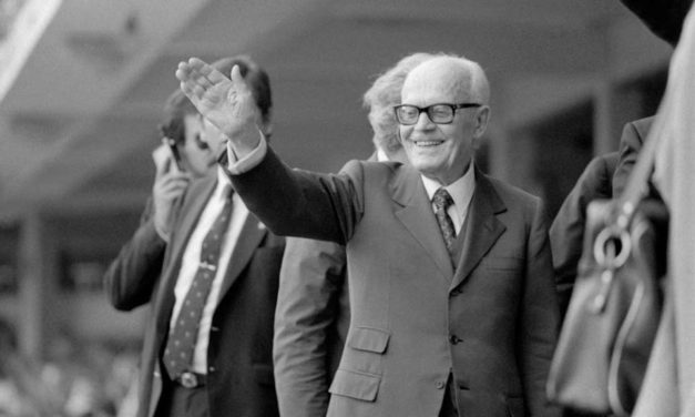 Sandro Pertini: la politica dalle mani pulite