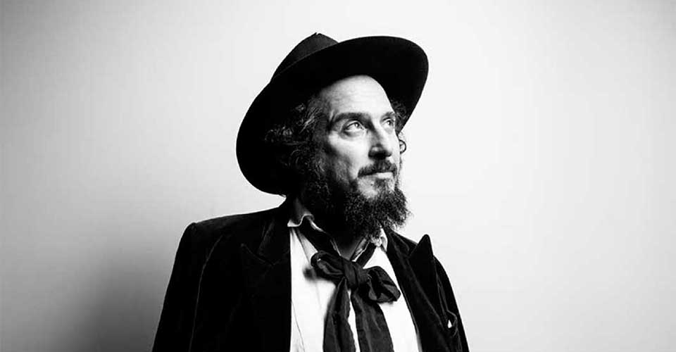 Vinicio Capossela en concert à Paris