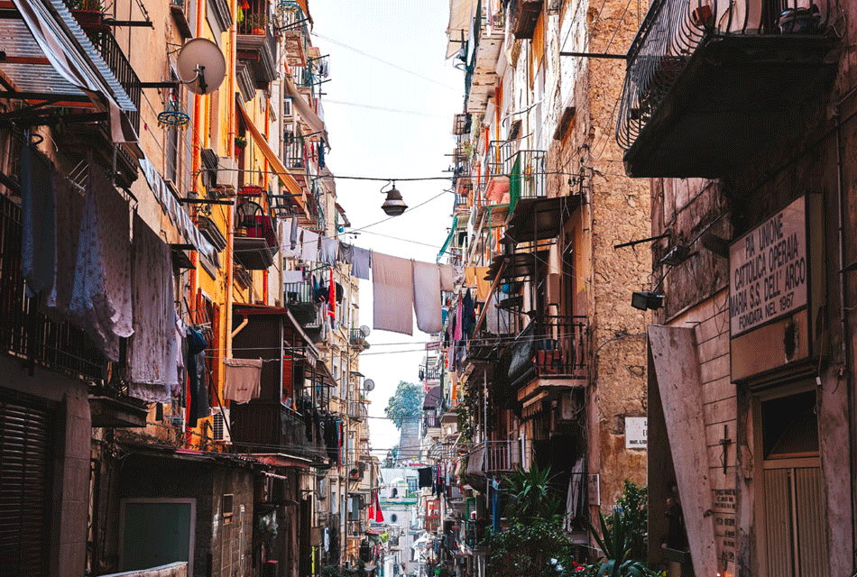 Naples Ombres et lumières d’une âme universelle